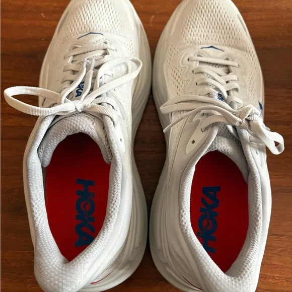 HOKA Bondi 9 - Picture 3 of 4